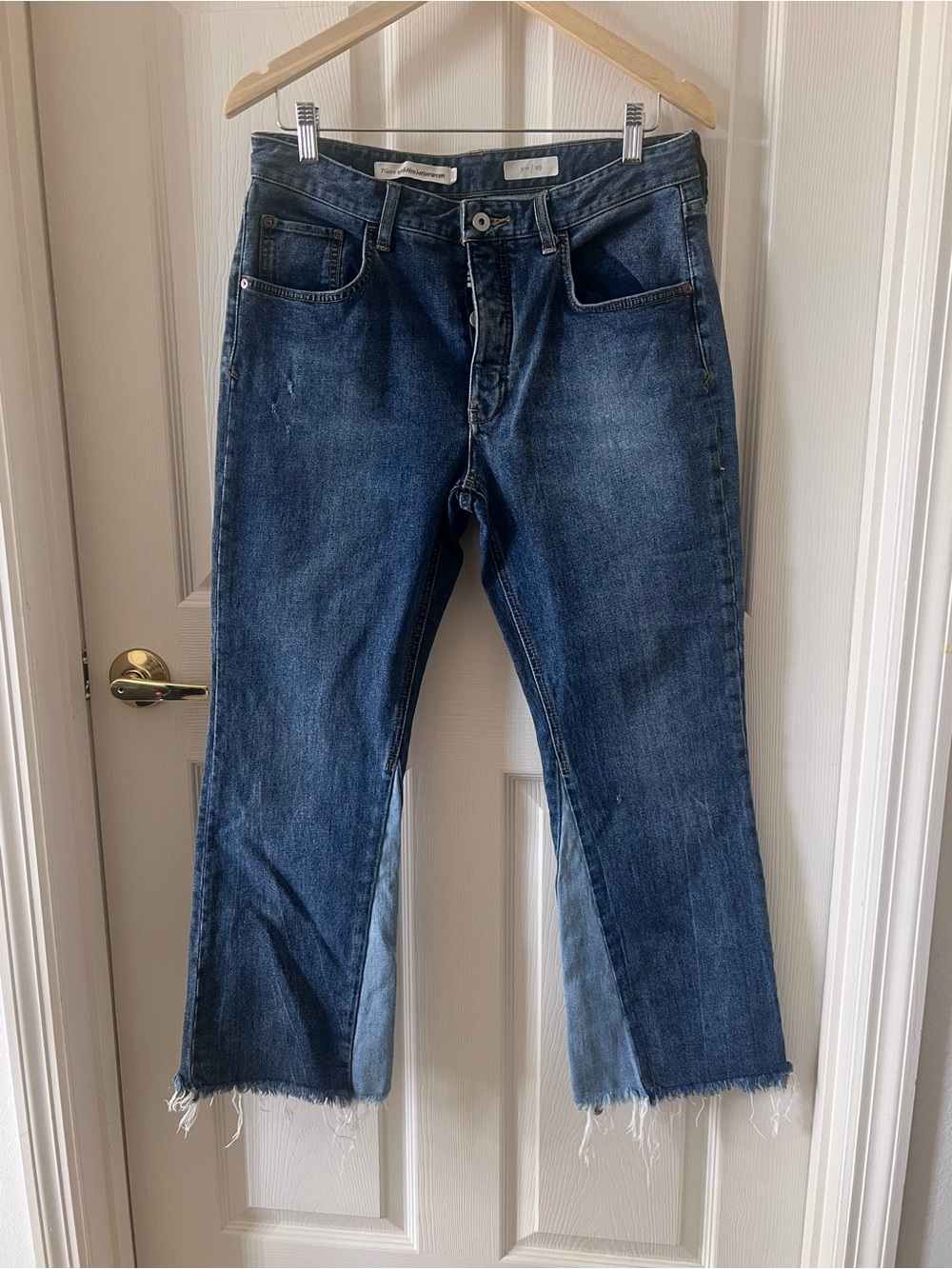 Pilcro and the Letterpress Anthropologie Two Tone Flare Distressed Jean 29 EUC